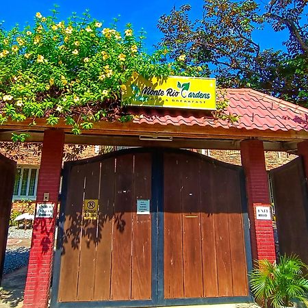 Monte Rio Gardens Bed & Breakfast อลามินอส ภายนอก รูปภาพ